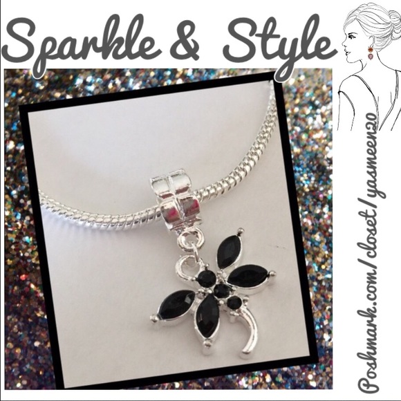 Jewelry - Black dragon fly charm