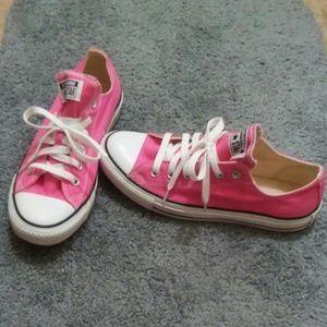 Converse all star Chick Taylor (Chuck's) shoes.
