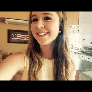 Meet your Posher, Faith