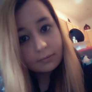 Meet your Posher, Marina