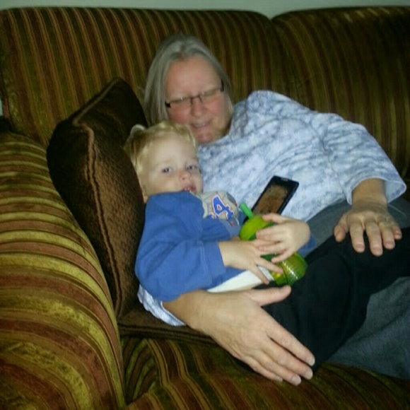 Meet your Posher, Candy - Picture 1 of 1