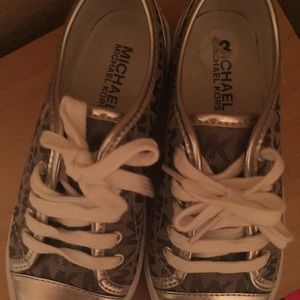 Shoes size 13 little girls new