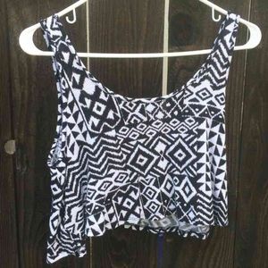 Black and white patterned crop top