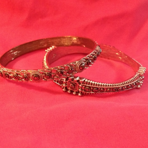 2 bracelets for 10$ - Picture 1 of 1