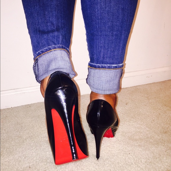 Christian Louboutin size 39! (100% Authentic) SOLD - Picture 3 of 4