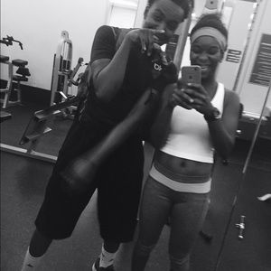 Meet your Posher, Caysha