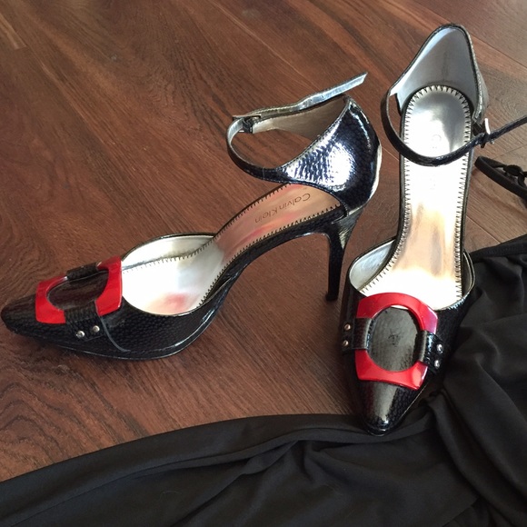 Calvin Klein heels - Picture 1 of 1