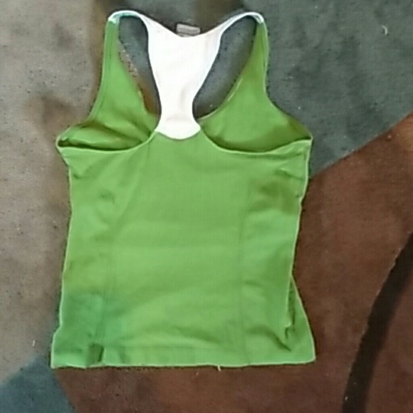 Nike athletic top - Picture 2 of 4