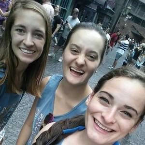 Meet your Posher, Kari