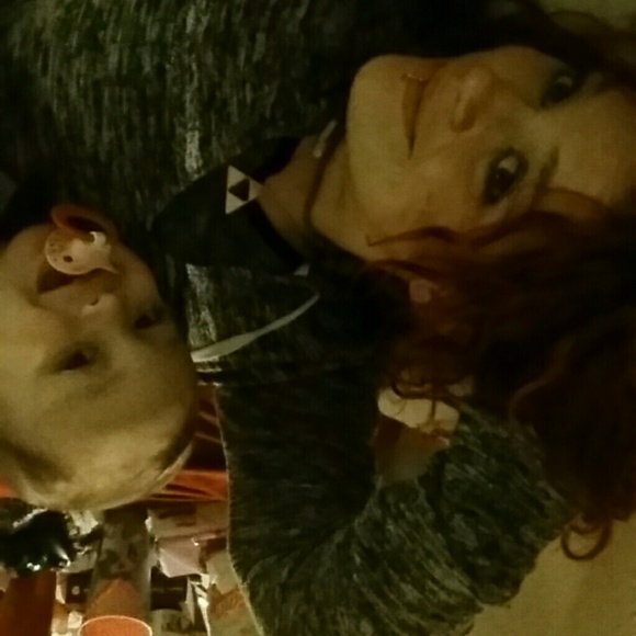 Meet your Posher, Ashley - Picture 2 of 3