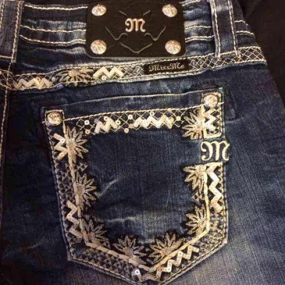 NWT Miss Me jeans - Picture 3 of 4