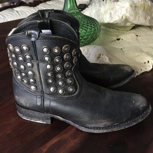 Frye Ankle Boot