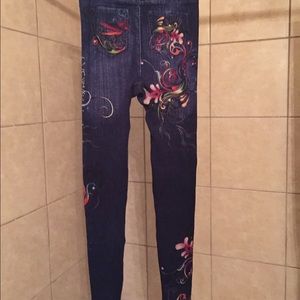 Jean looking leggings with design and crystals