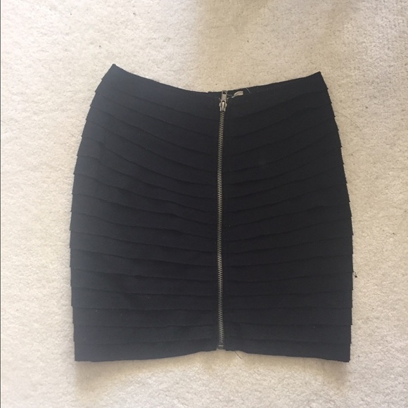 zip front skirt