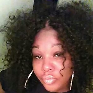 Meet your Posher, Monae