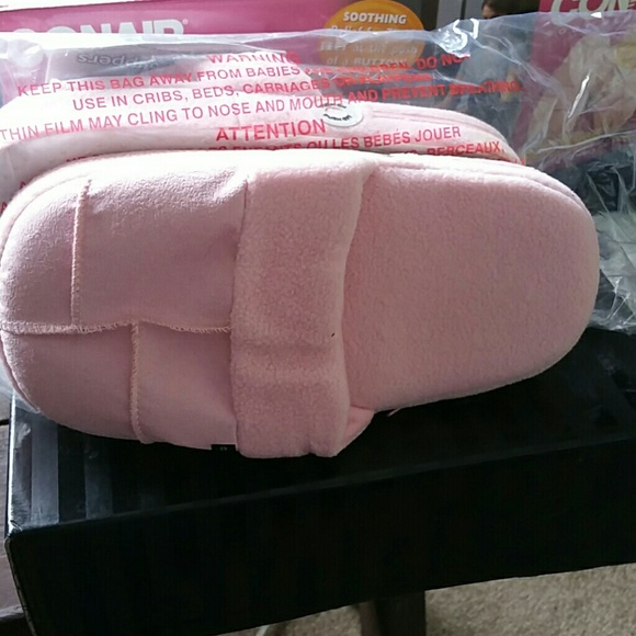 Conair massaging slippers....NEW NEVER WORN