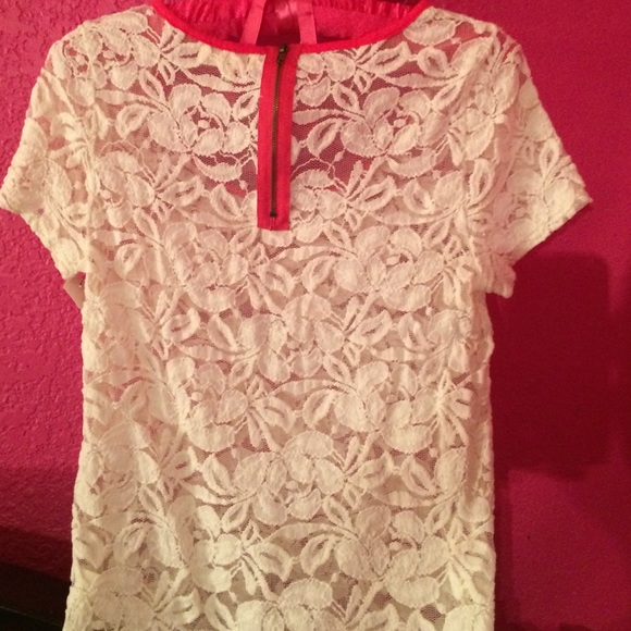 Lace top NWOT - Picture 2 of 4