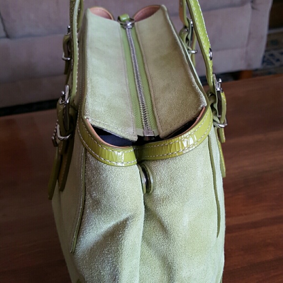 Coach purse - Picture 3 of 4