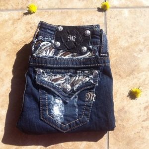 Distressed Style Miss Me Skinny Jeans