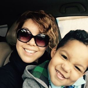 Meet your Posher, Adriana