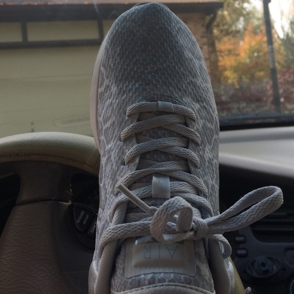 Baby Blue Maxes - Picture 2 of 4