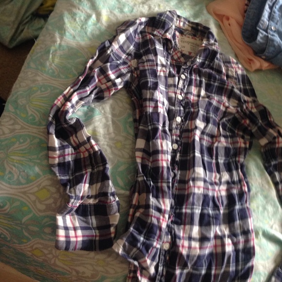 2 Button Up - Picture 3 of 3