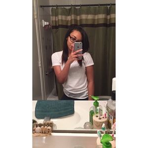 Meet your Posher, Samaria