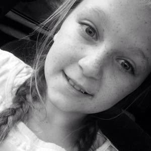 Meet your Posher, Chelsie