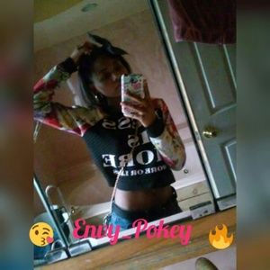 Meet your Posher, Alisa