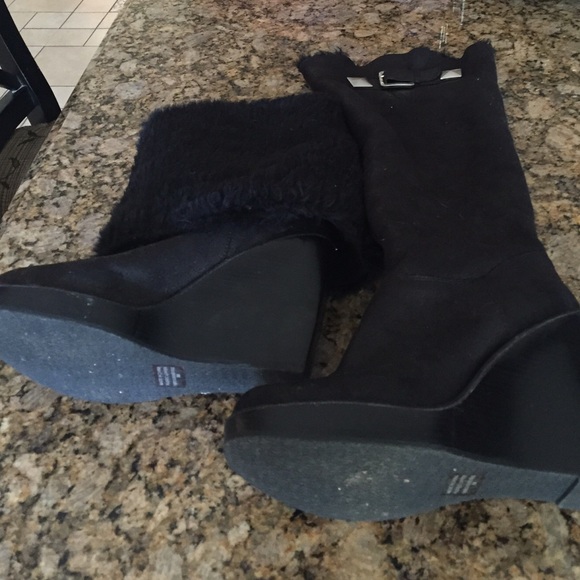 Michael Kors Calista wedge boot - Picture 2 of 3
