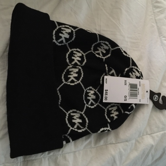 MK hat NEW