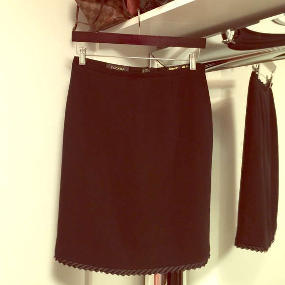 Escada Skirt. Black Fully Lined.