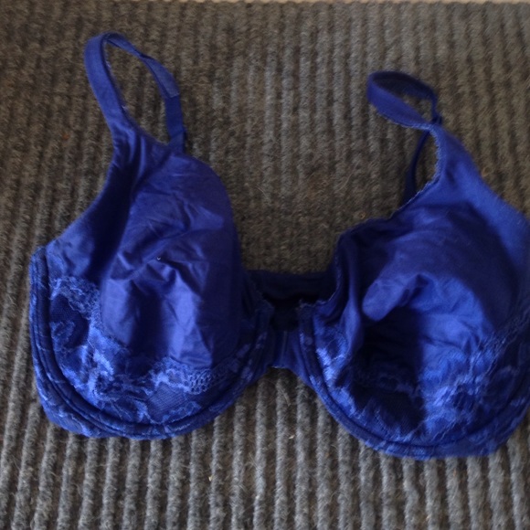 36DD Victoria's Secret
