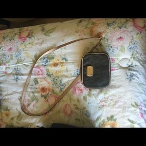 Michael kors cross body