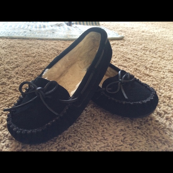 Lightly worn moccasins !