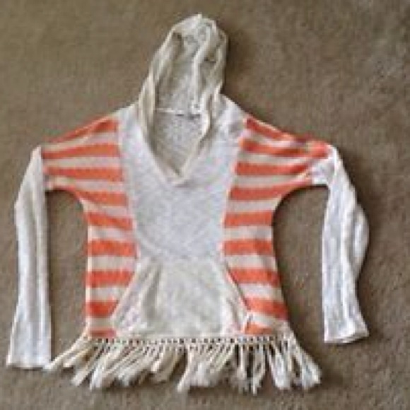 NWOT miss me sweater with Fringe small - Picture 3 of 3