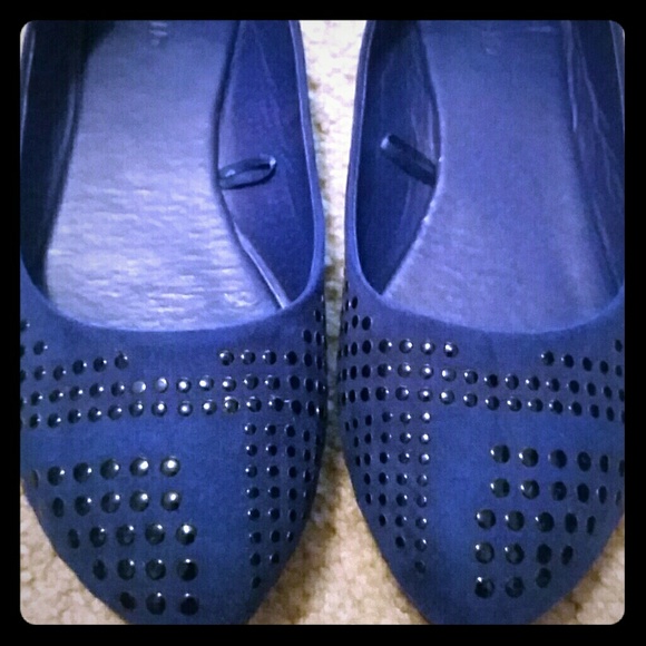 Dark blue ballet flats