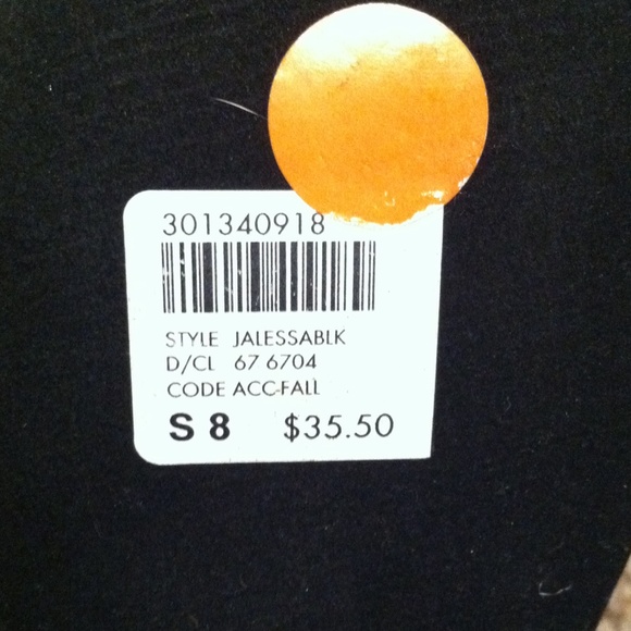 Charlotte Russe heels size 8 - Picture 2 of 2