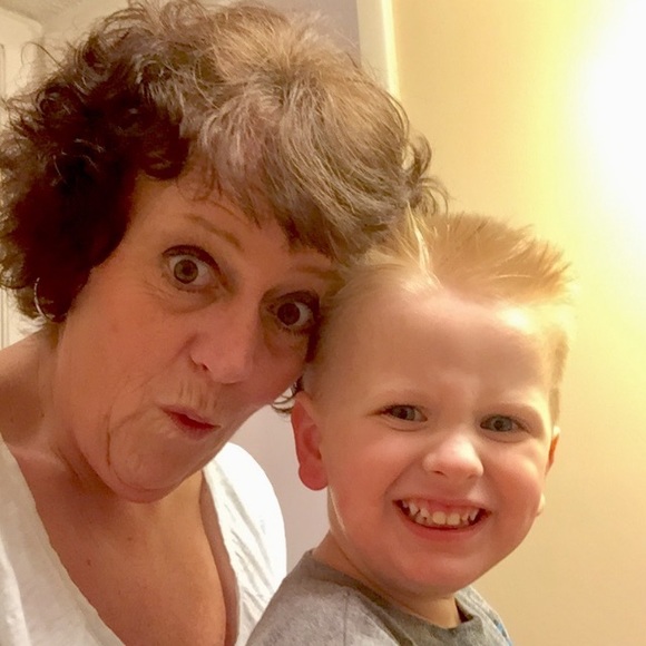 Meet your Posher Susan & Family - Picture 10 of 14