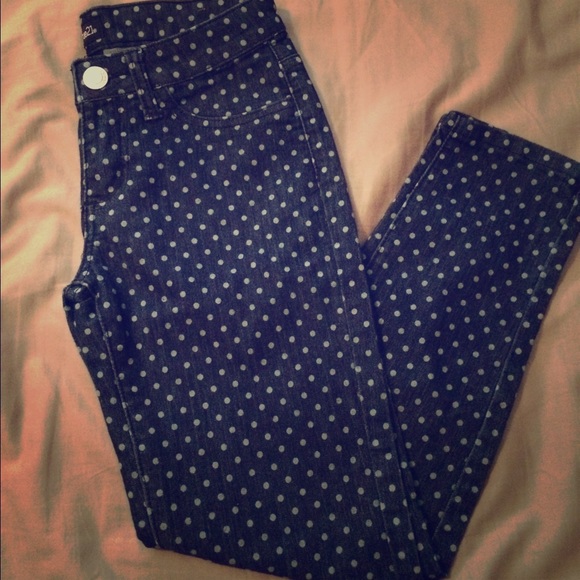 Rue 21 polka-dot capris
