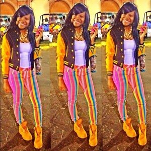 I'm selling these pants..