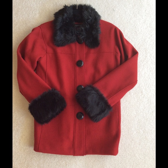 Jones New York Jackets & Blazers - 💕💕JONES NEW YORK SIGNATURE COAT💕💕