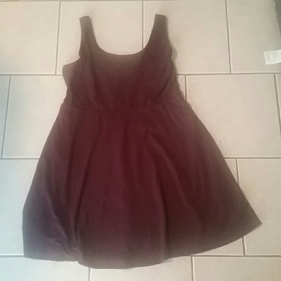 Maroon Dress - Picture 1 of 2