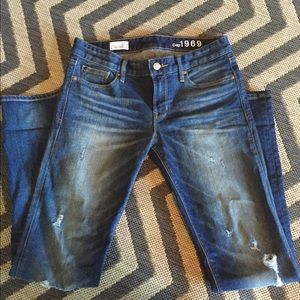 Gap distressed real straight jeans