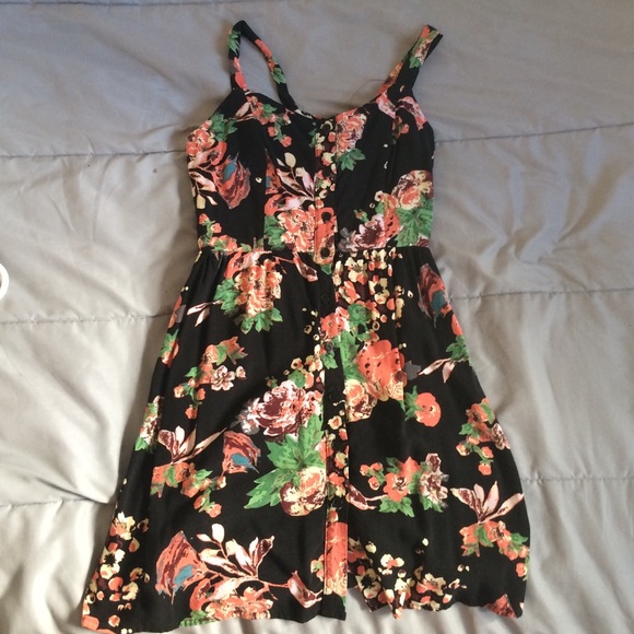 🌸Floral Button-Up Dress