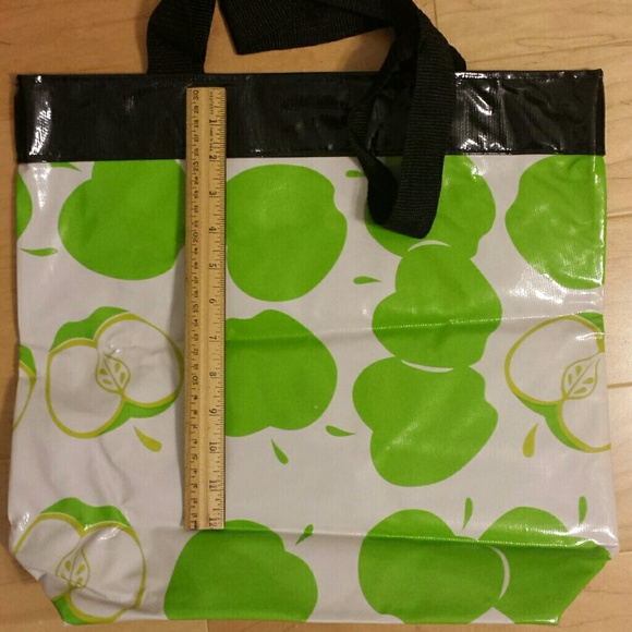 Beach Bag - Picture 2 of 3