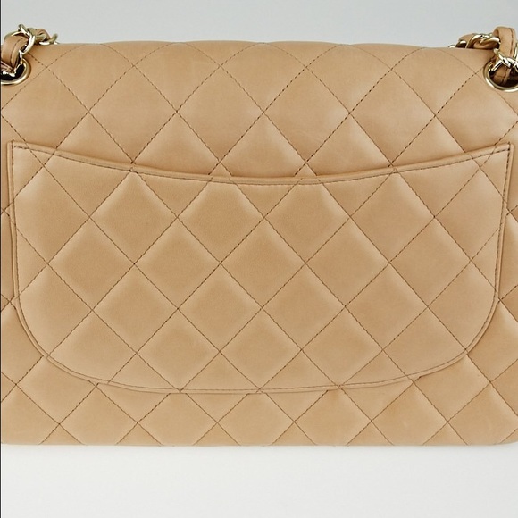 Chanel Beige Gold Chain Lambskin Jumbo Handbag Hot - Picture 3 of 4