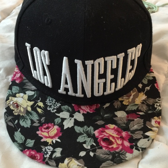 Black LA floral snap back