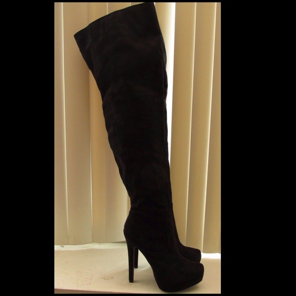 Over the knee suede boots (prima)