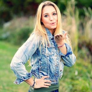 Meet your Posher, Alexa